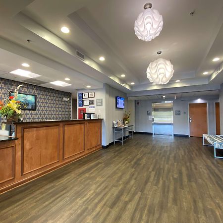 Best Western Smithfield Inn Экстерьер фото