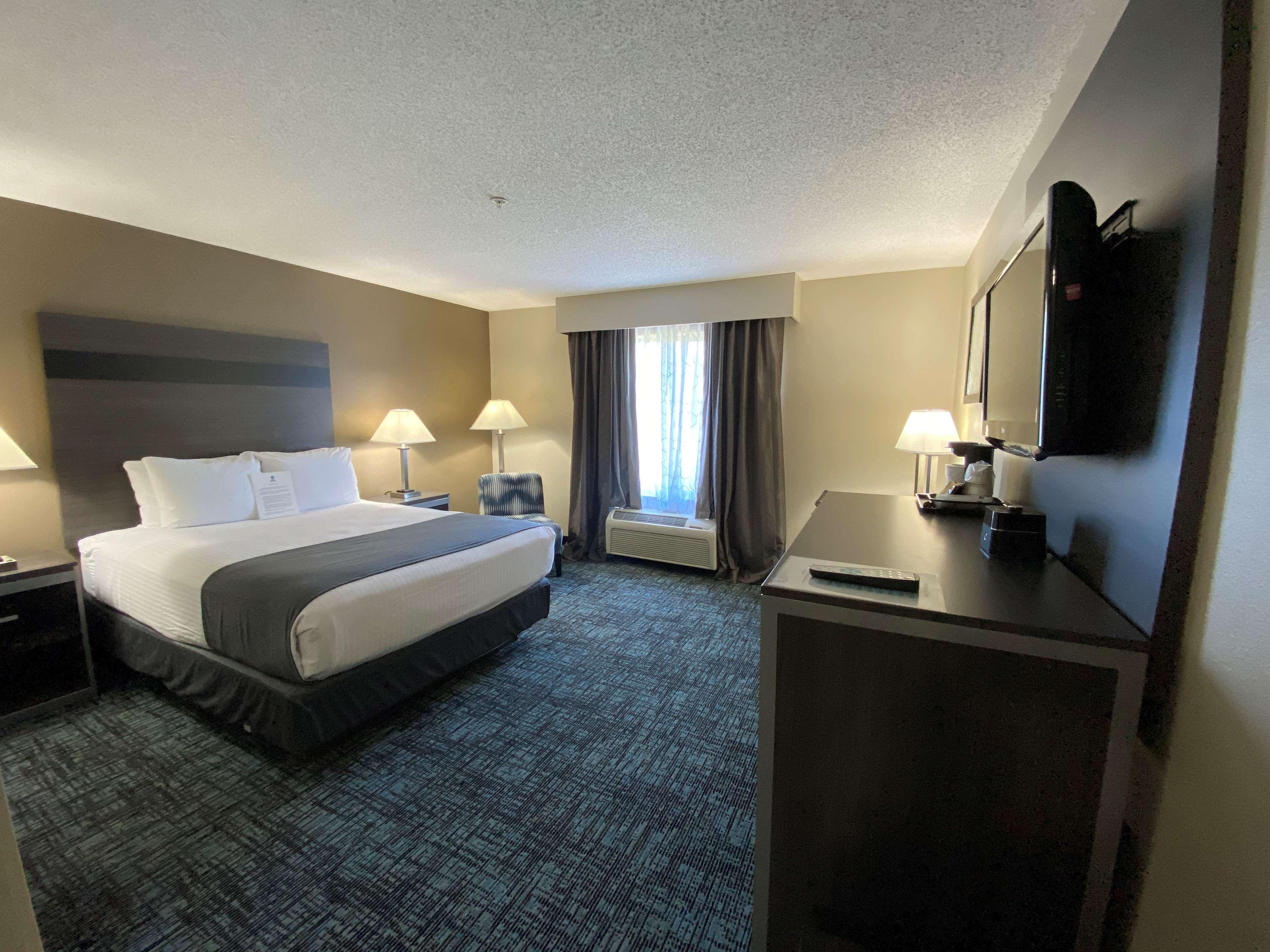 Best Western Smithfield Inn Экстерьер фото