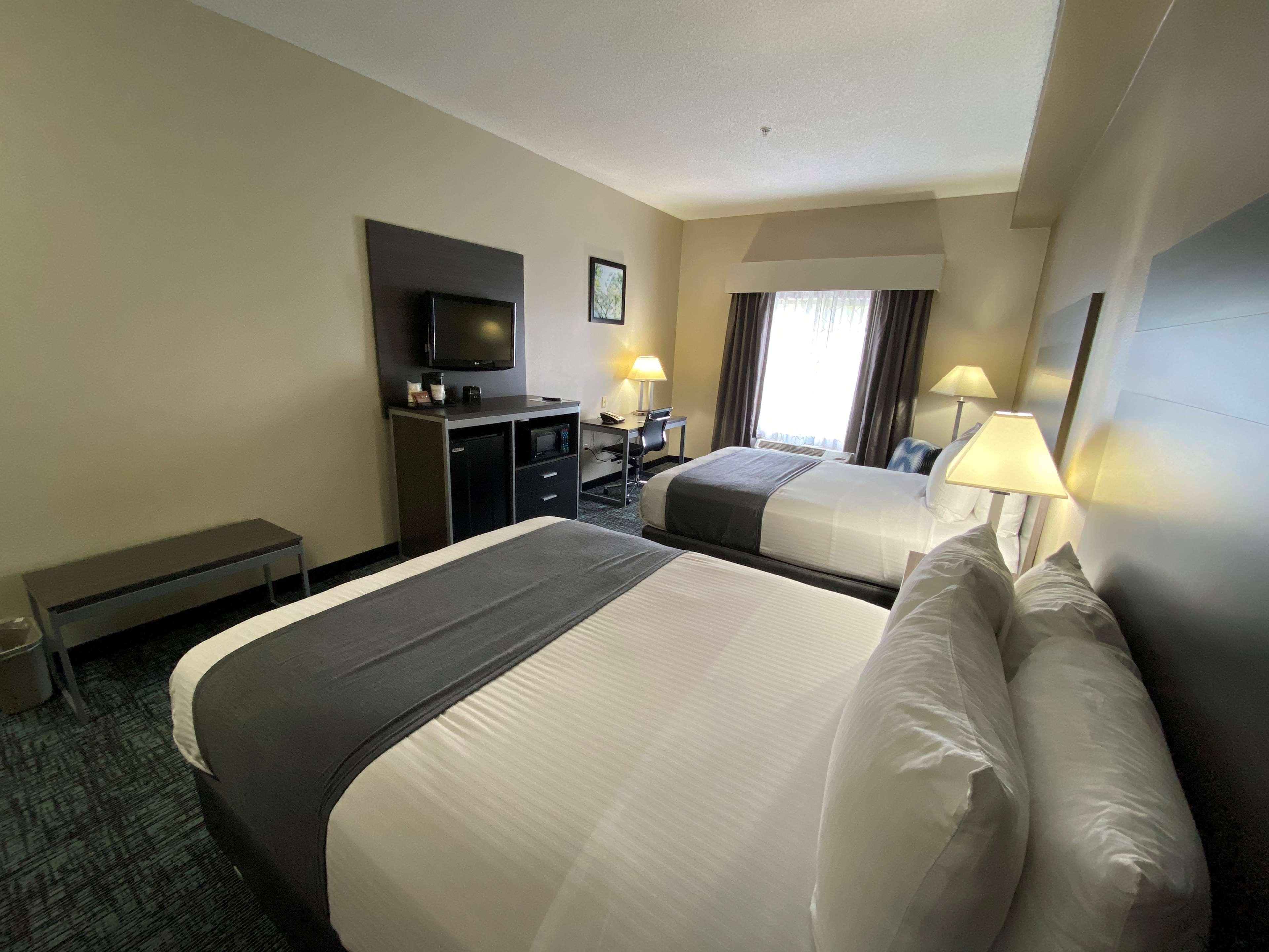 Best Western Smithfield Inn Экстерьер фото
