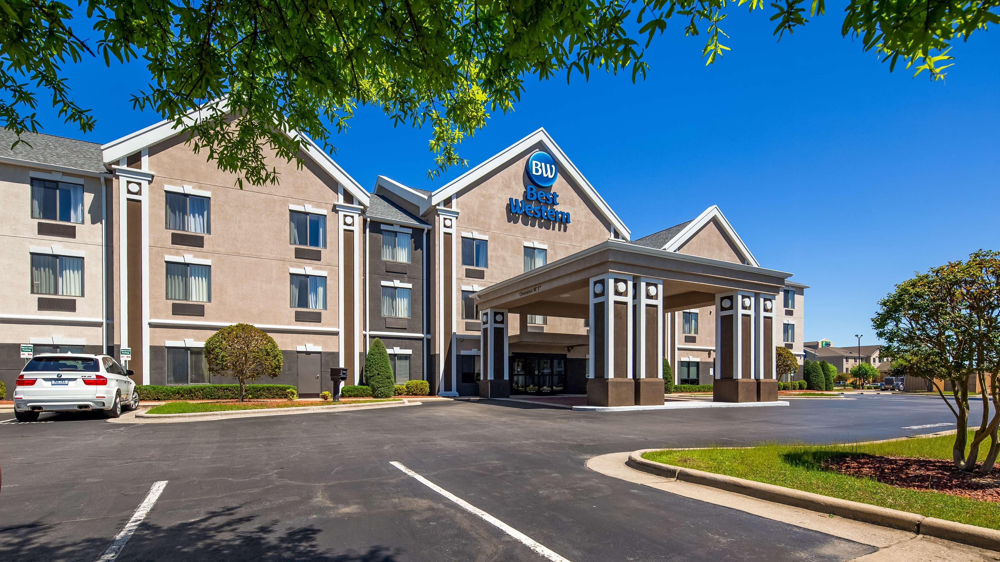 Best Western Smithfield Inn Экстерьер фото