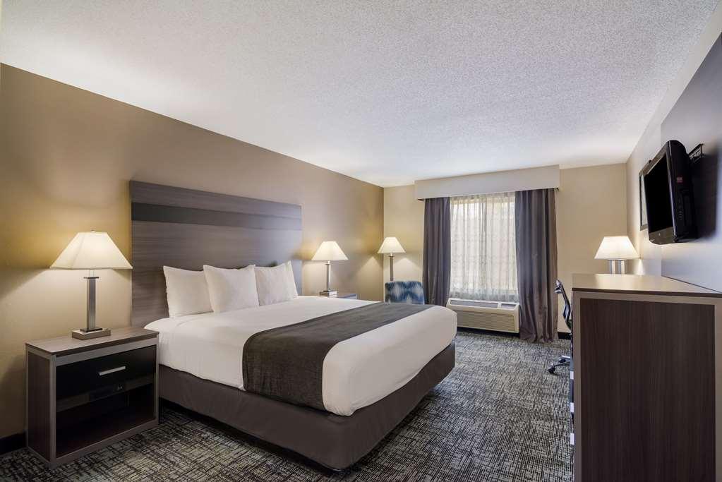 Best Western Smithfield Inn Номер фото