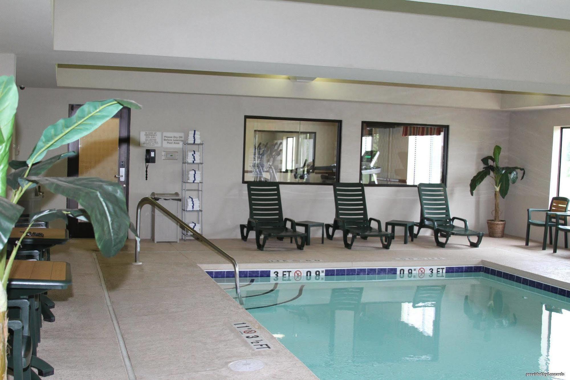 Best Western Smithfield Inn Удобства фото